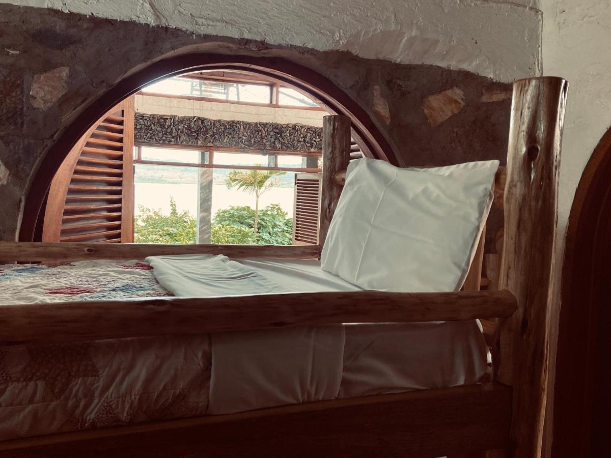 Home Onthe Nile Dorm Jinja Bagian luar foto